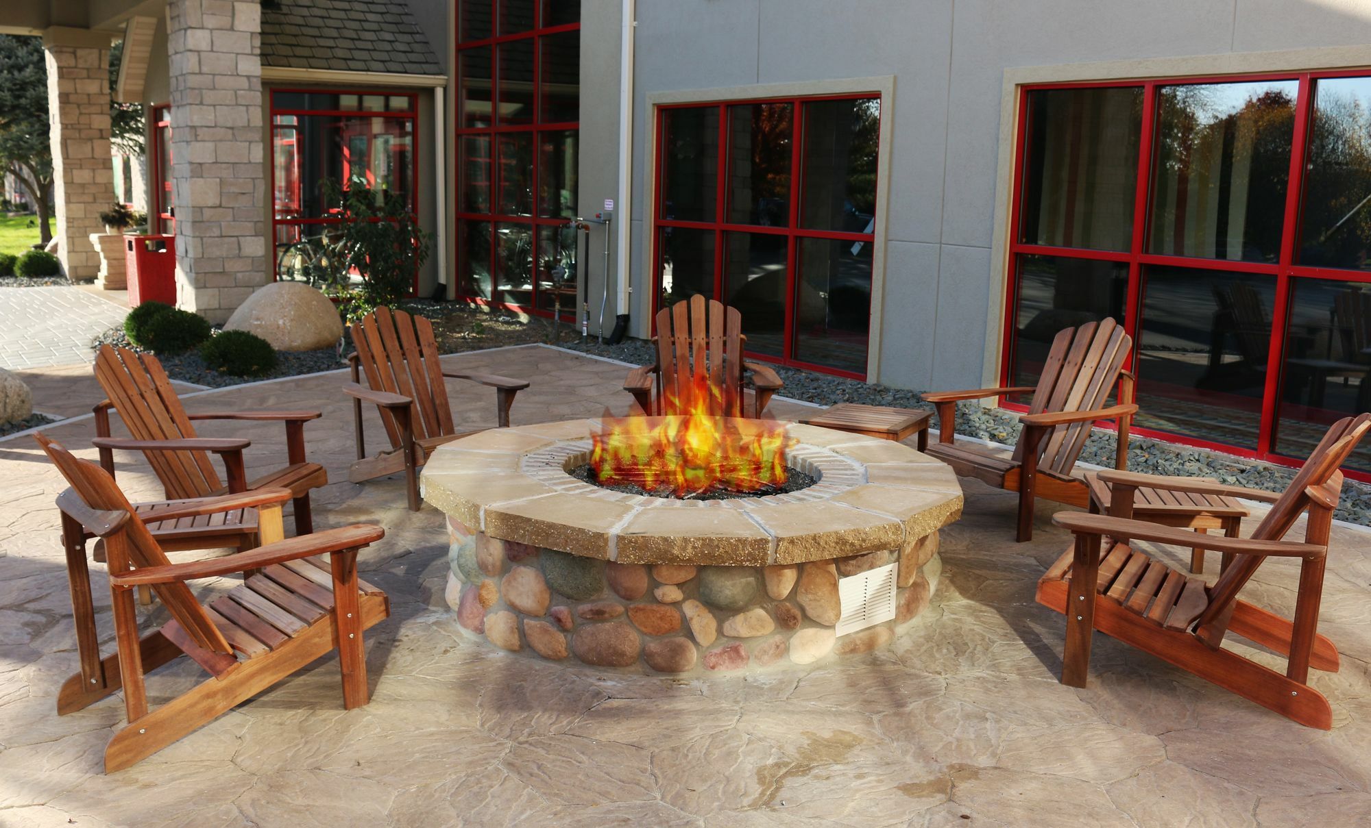 Wildwood Lodge & Suites Clive Exterior foto